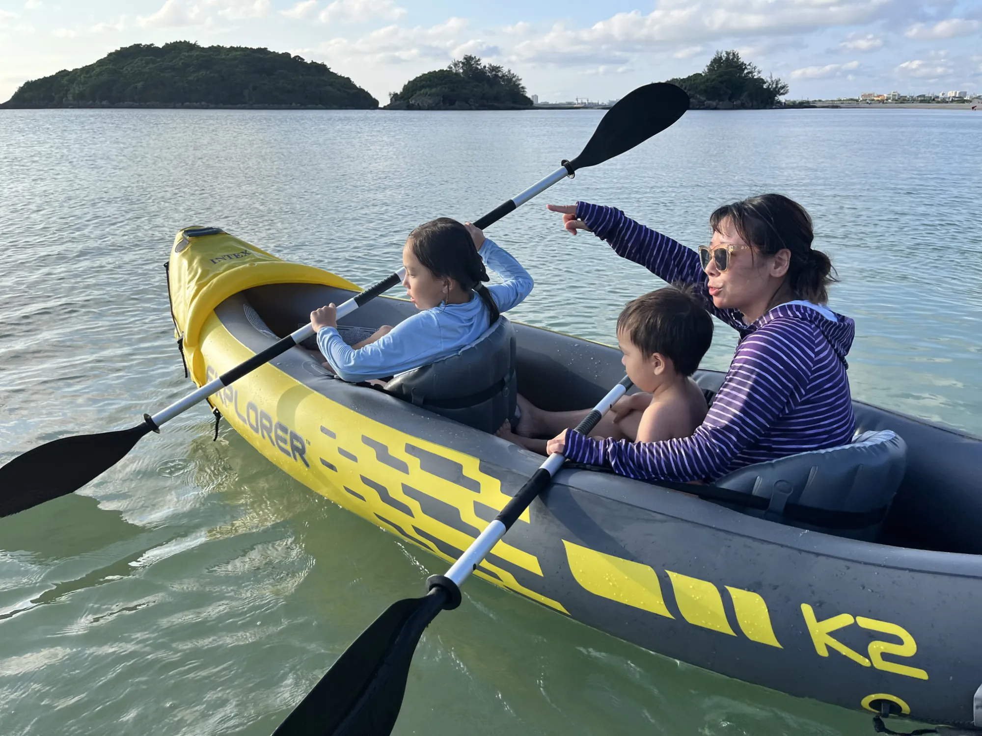 Objevování Okinawy na kayaku