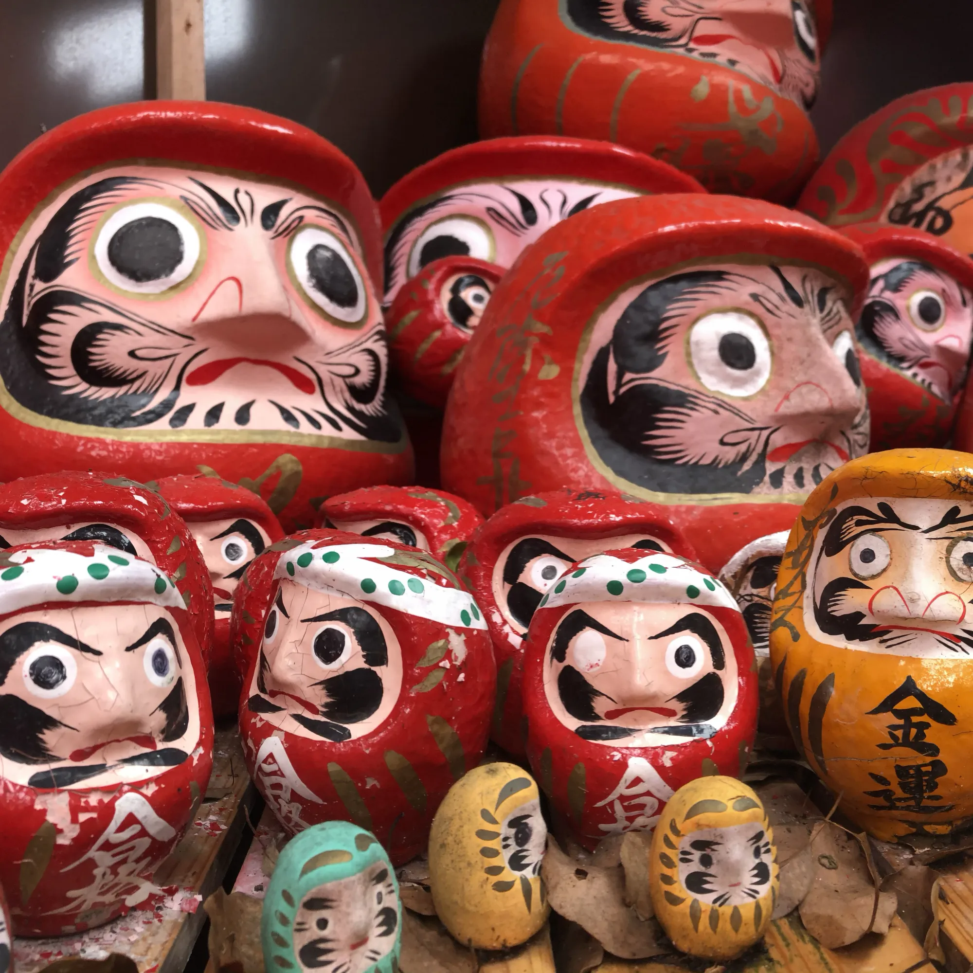Okinawě nikdo neřekne jinak než chrám Daruma.